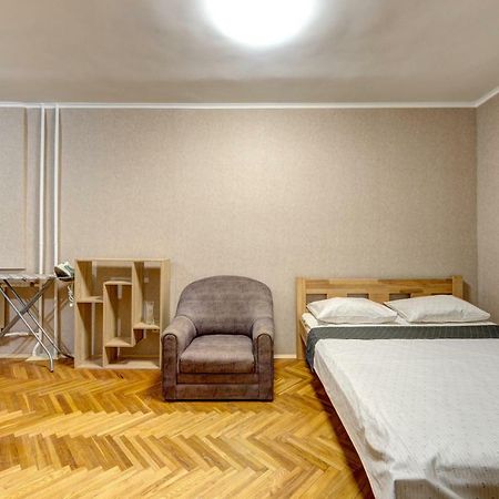 Apartments Near The Palace Of Sports Kyiv Exterior photo