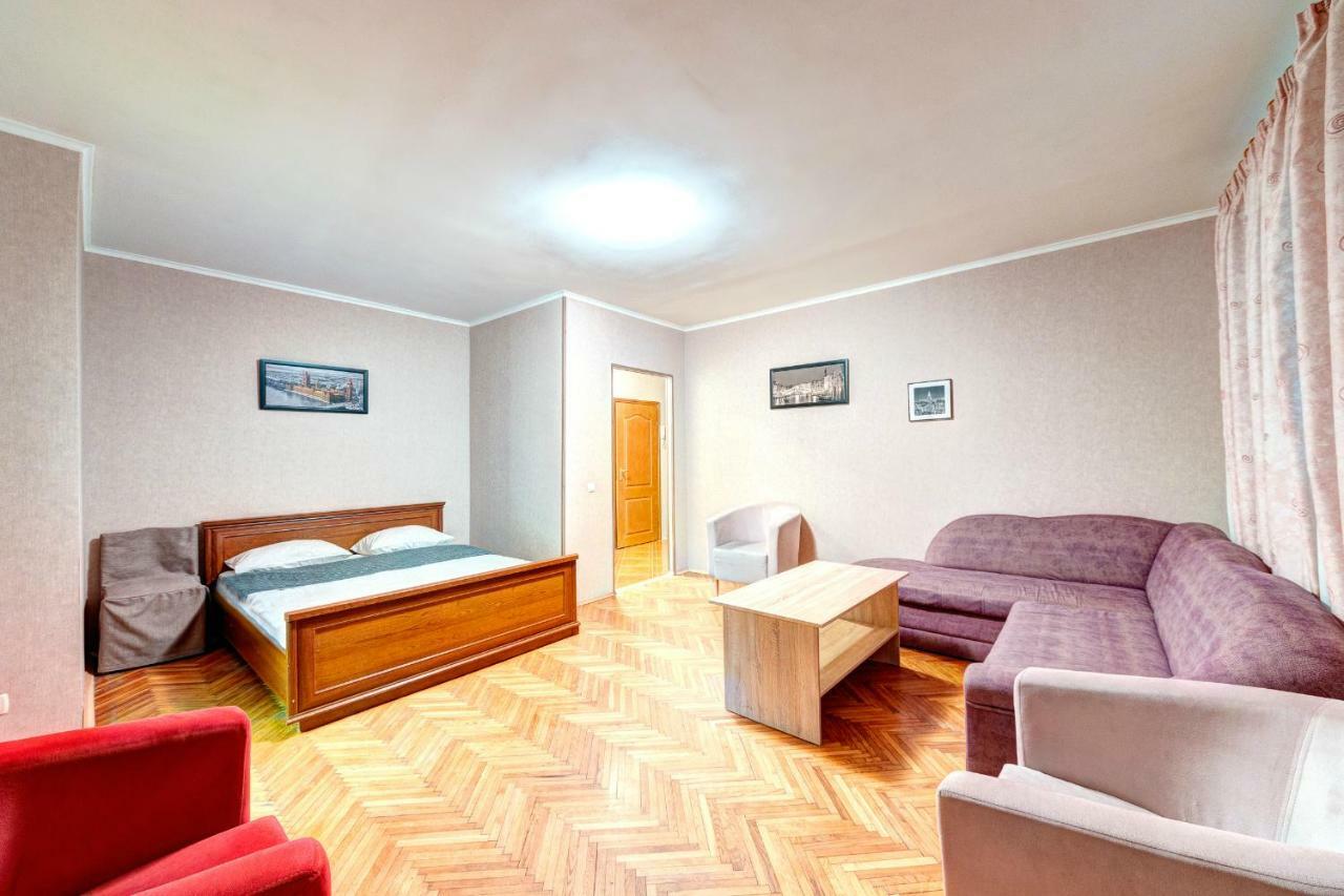 Apartments Near The Palace Of Sports Kyiv Exterior photo